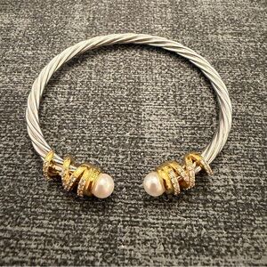 David Yurman Petite Helena 18K Gold 925 Silver Diamond Pearl Cuff Bracelet 6.5”